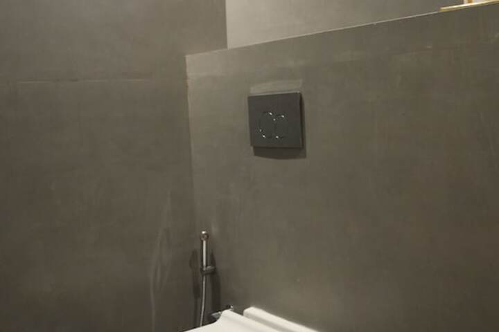Room 58 of 83