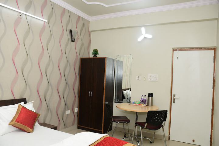 Room 21 of 73
