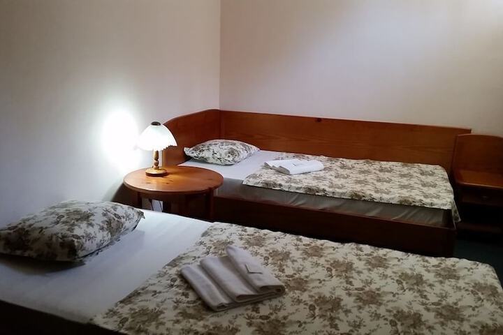 Room 24 of 30