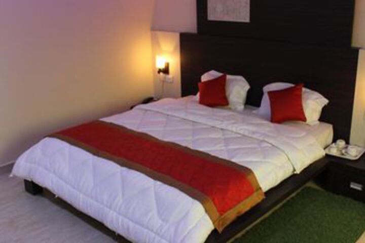 Room 5 of 22