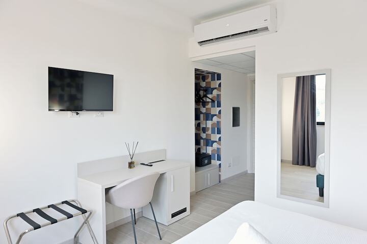 Room 2 of 14
