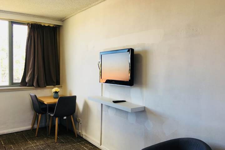 Room 20 of 33