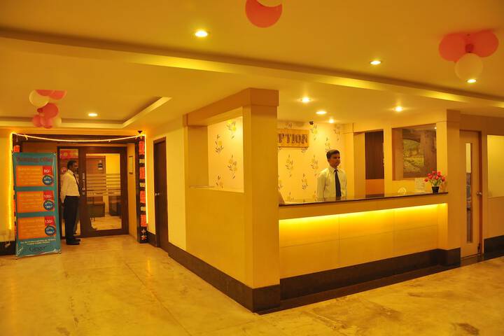 Hotel Interior 4 of 33