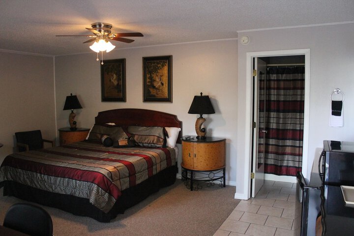 Room 37 of 219