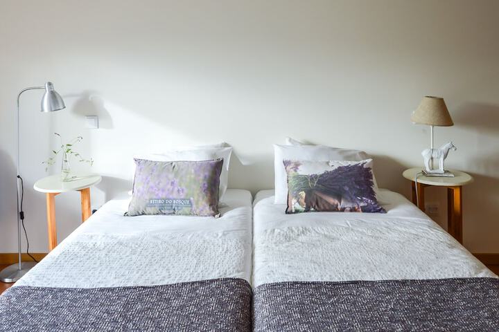 Room 2 of 36