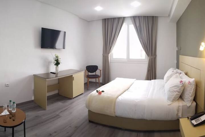 Room 6 of 31