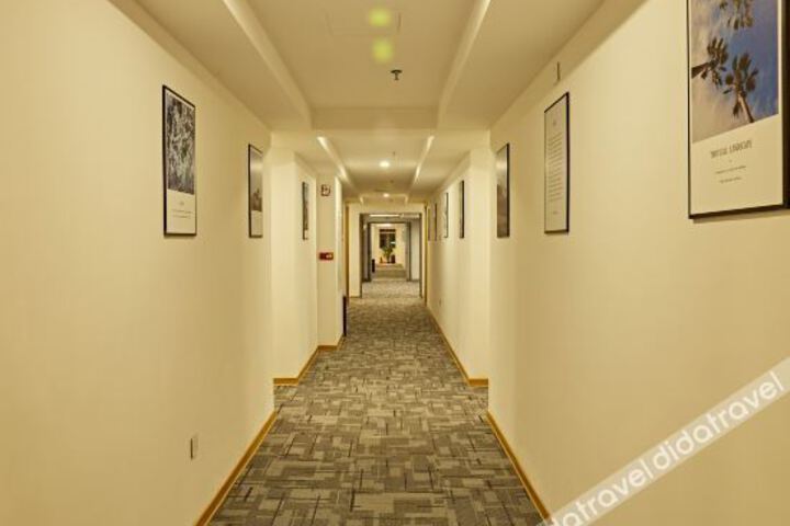 Hotel Interior 9 of 17