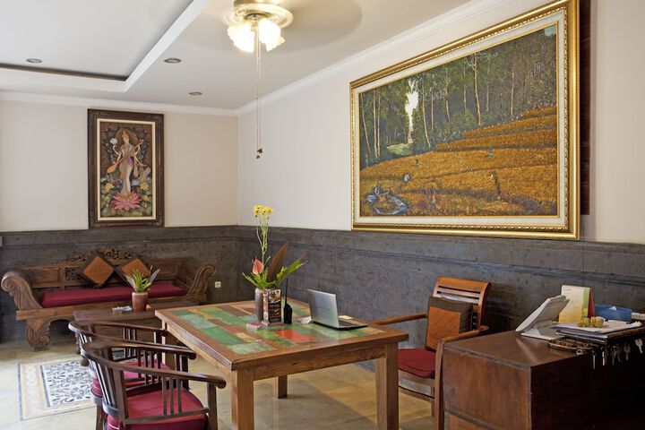 Hotel Interior 2 of 27