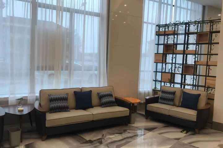 Hotel Interior 10 of 22