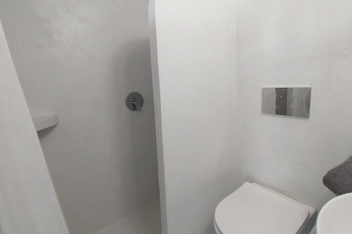 Room 54 of 75
