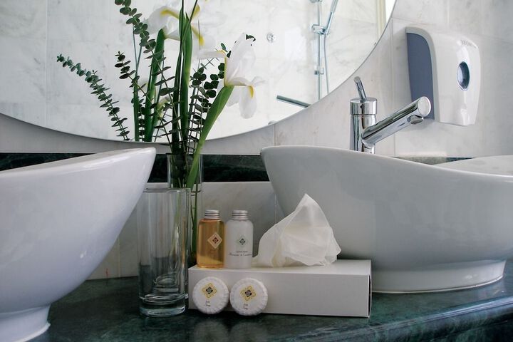 Clean Restrooms