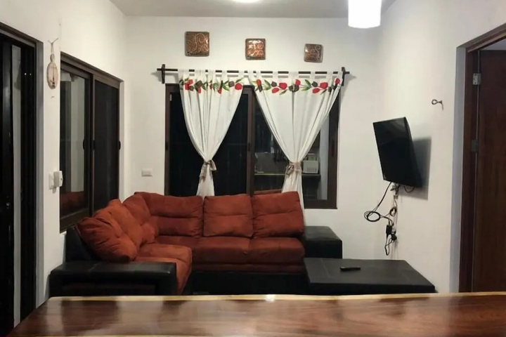 Room 2 of 2