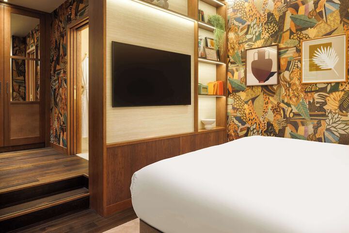 Room 18 of 56