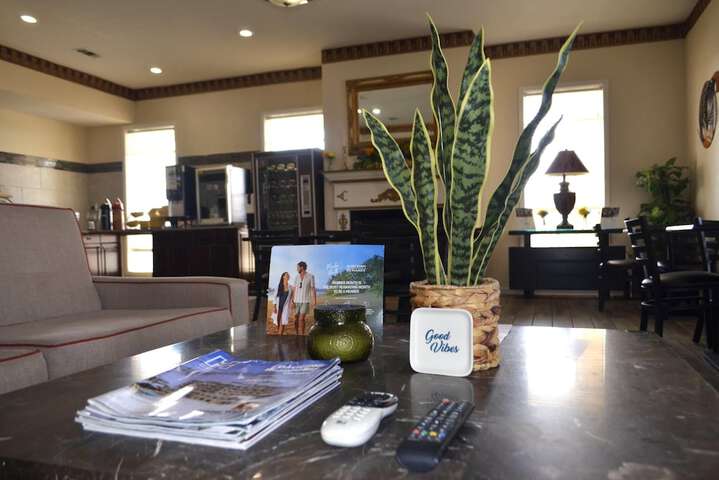 Entrance & Lobby