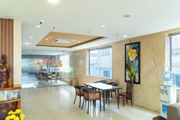 Hotel Lobby