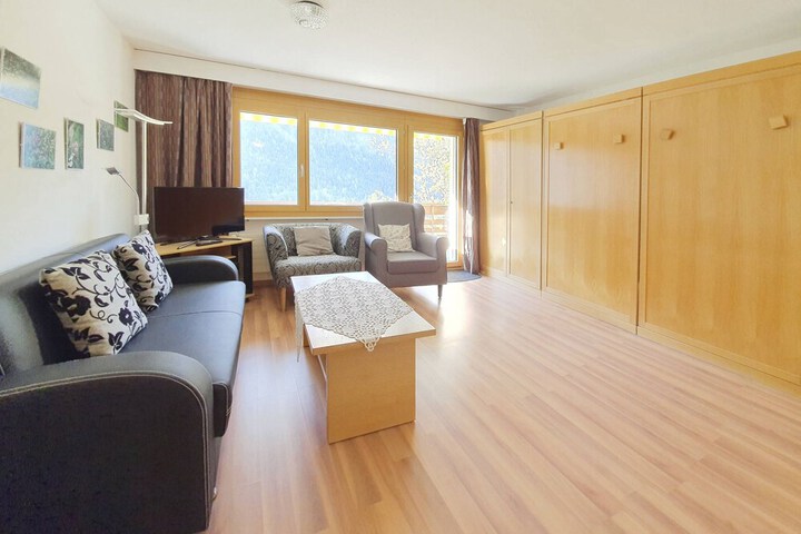 Room 5 of 39