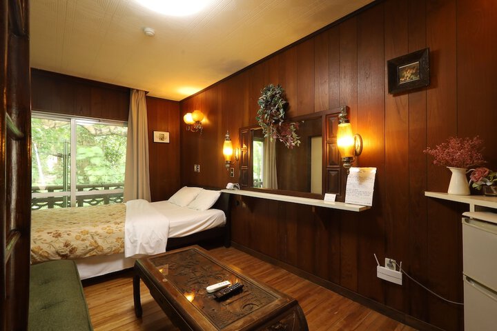 Room 29 of 68