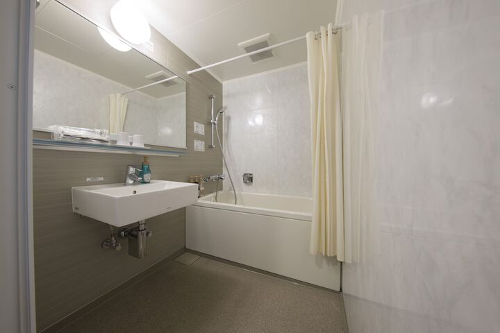 Room 20 of 32