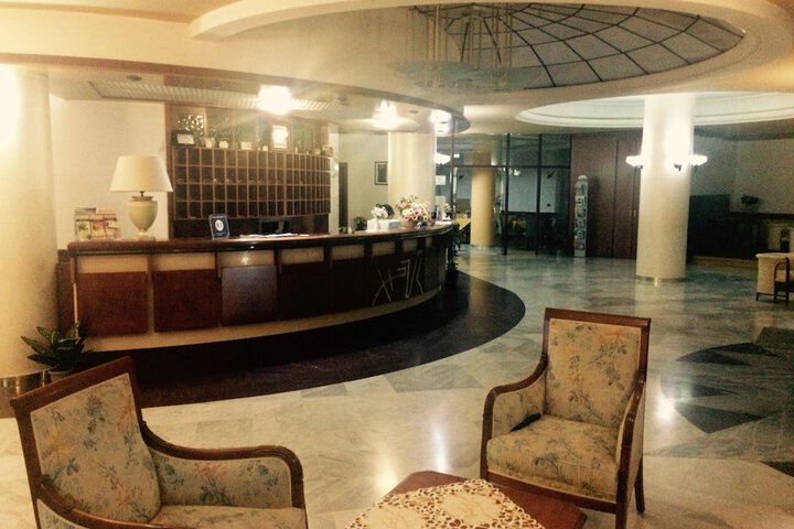 Hotel Interior 6 of 33