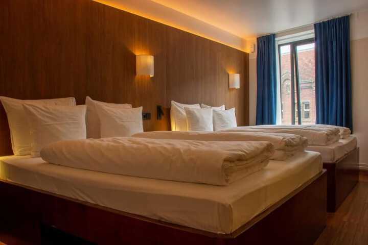 Room 40 of 71