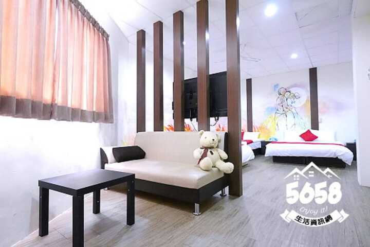 Room 15 of 20