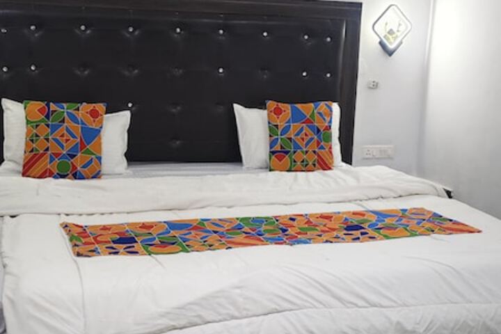 Room 5 of 24