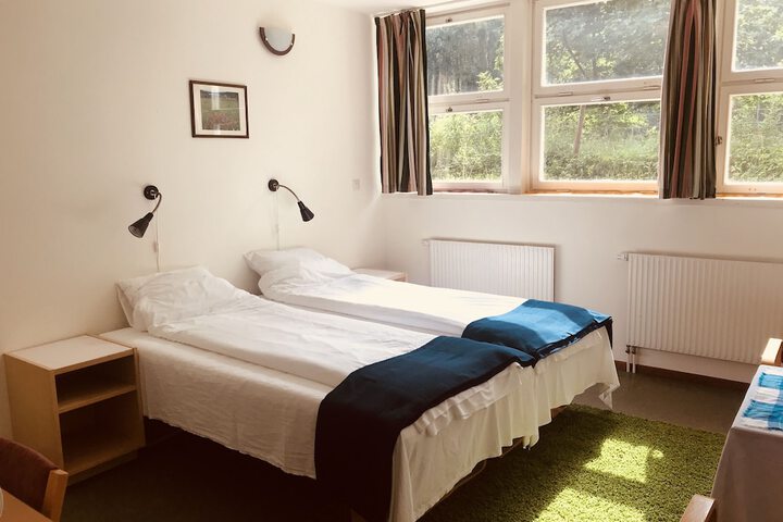 Room 9 of 84