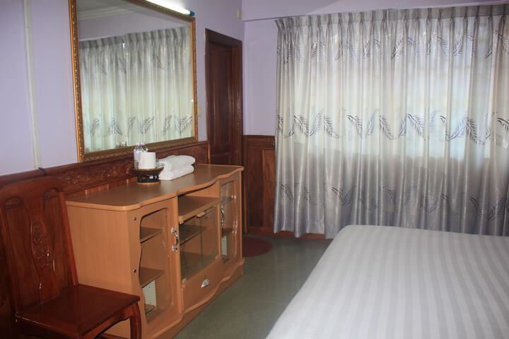 Room 21 of 45