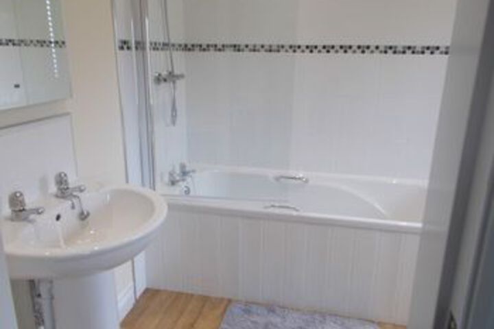 Room 4 of 22
