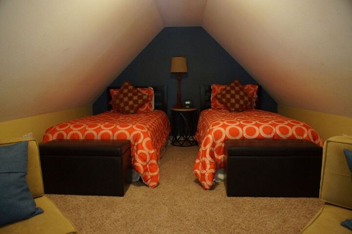 Room 1 of 17
