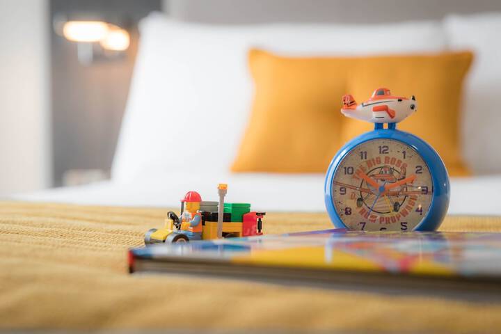 Room amenity
