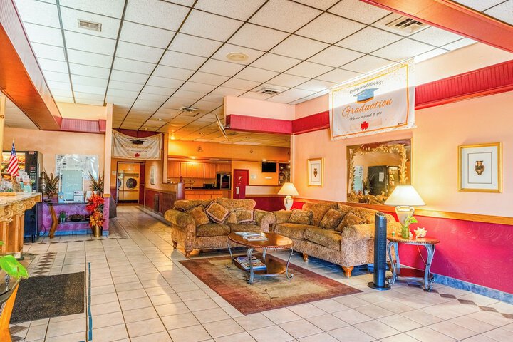 Guest Lobby