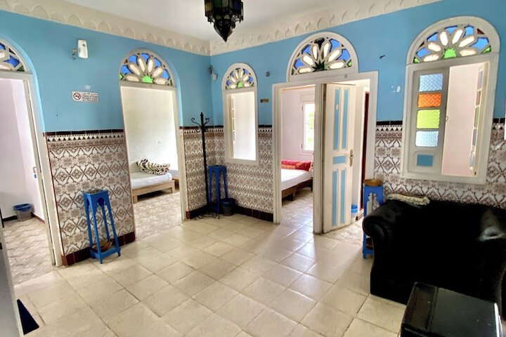 Room 14 of 32