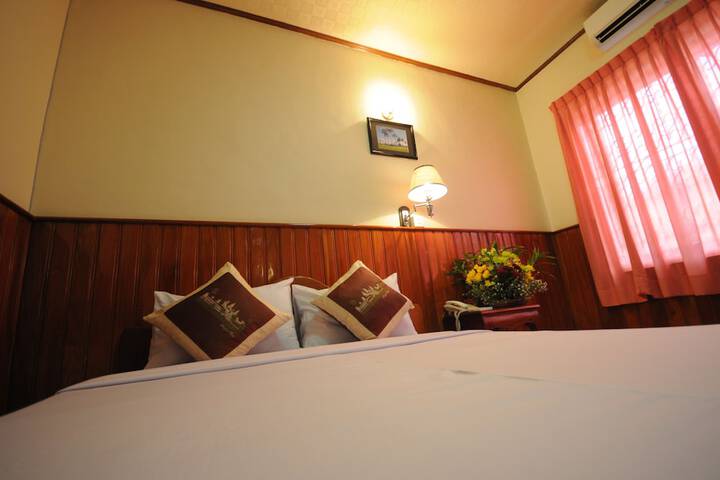 Room 6 of 39