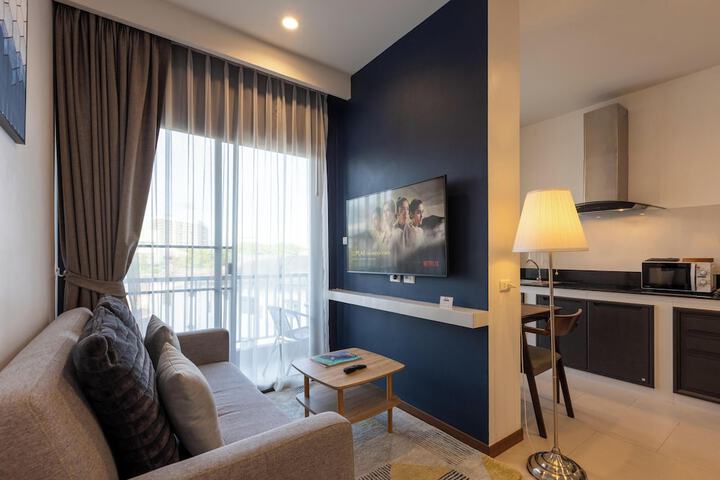 Room 102 of 257