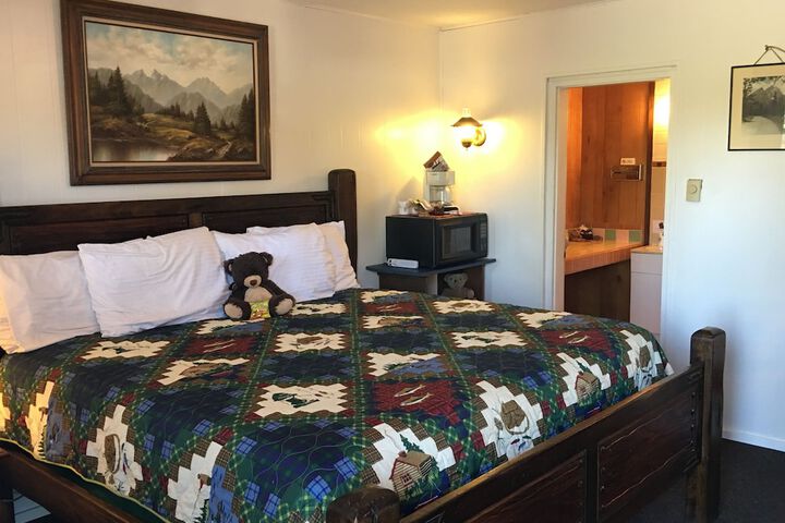 Room 40 of 90