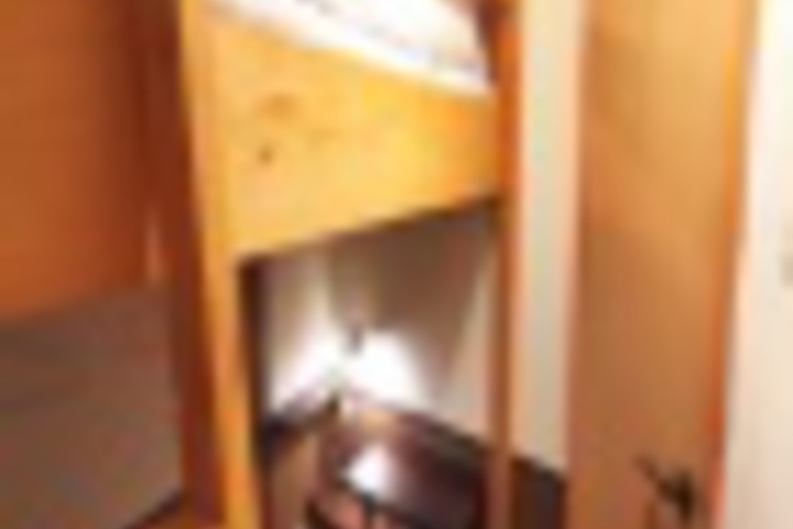 Room 135 of 192