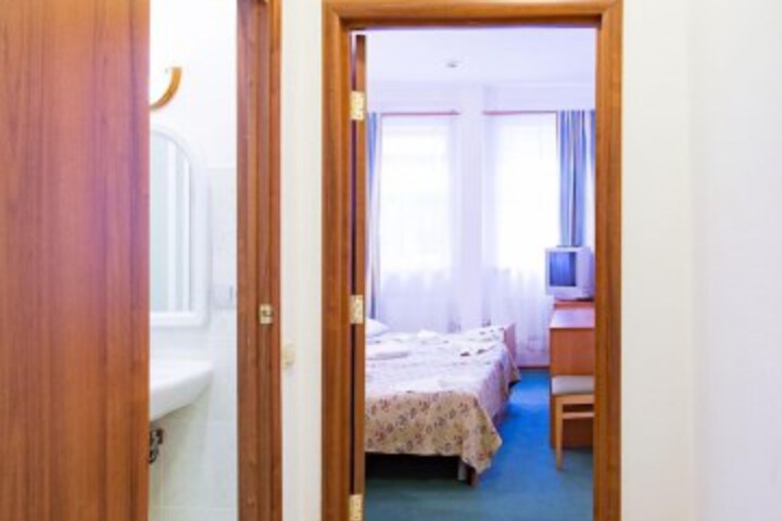 Room 49 of 111