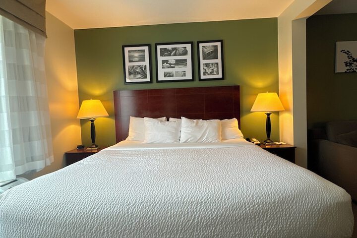 1 King Bed (15 of 22)