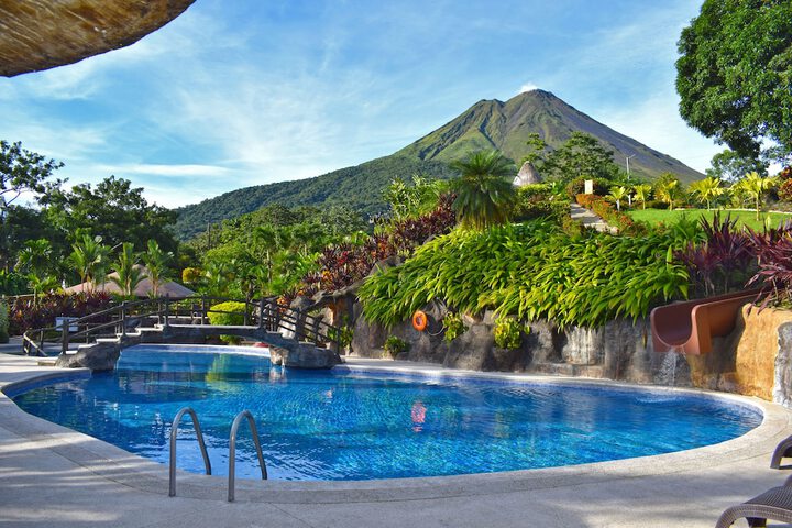 Hotel Pool