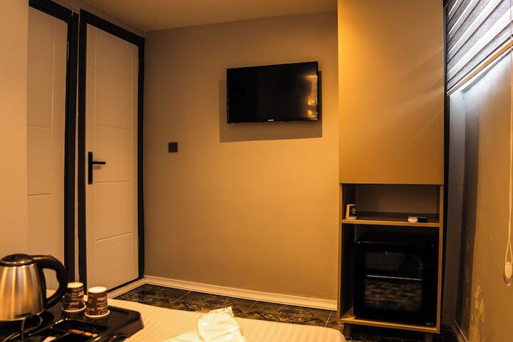 Room 19 of 31