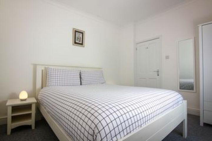 Room 21 of 42