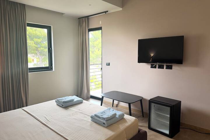 Room 43 of 95
