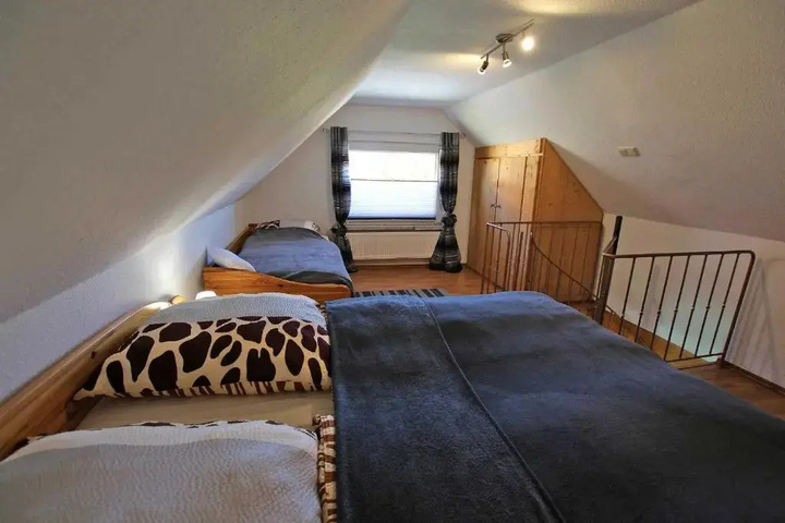 Room 3 of 15