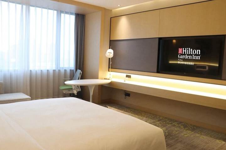 Room 7 of 86
