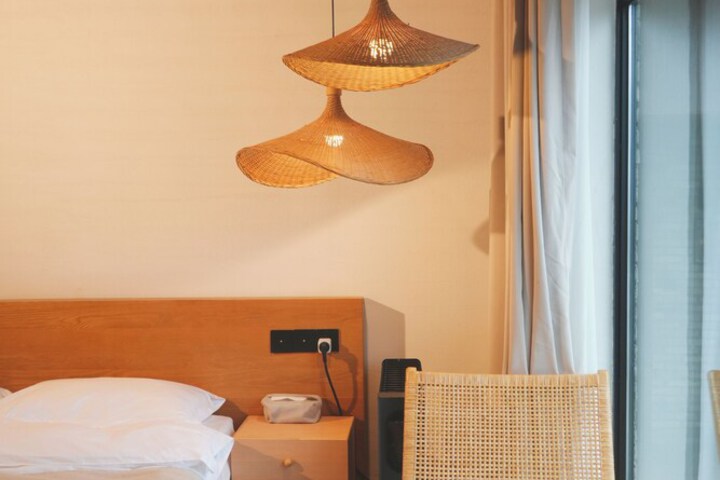 Room 14 of 80