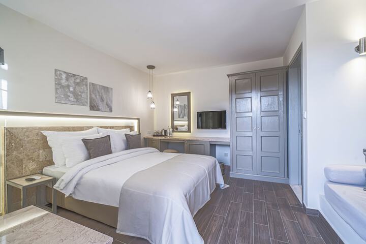 Room 22 of 150