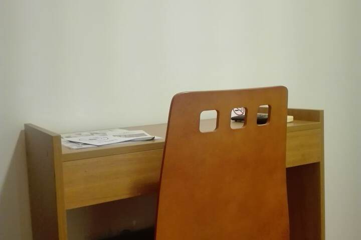 Room 18 of 35