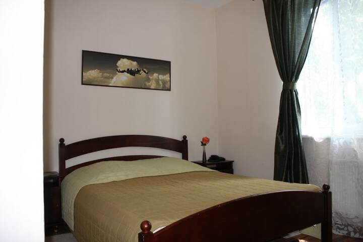 Room 4 of 44