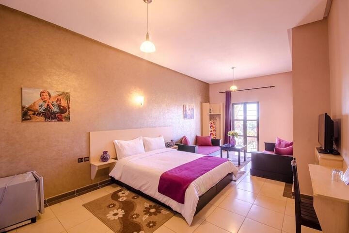 Room 10 of 78